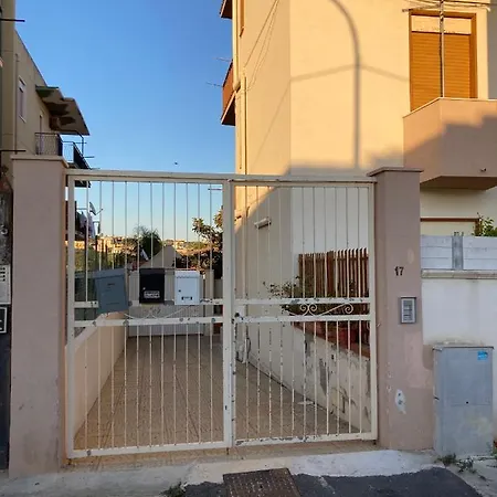 ゲストハウス Dalie's House San Leone Centro